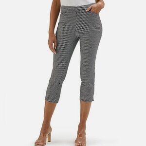 NWT Rafaella Ladies Stretch Capri Size 4 Spring Trellis Black